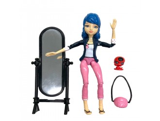 Papusa Marinette fashion studio S2 12cm Miraculous