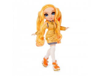 Papusa Rainbow High "Winter Break" - POPPY ROWAN cu accesorii