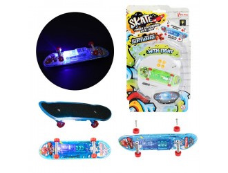 Finger skateboard cu lumini si roti de rezerva, diverse modele