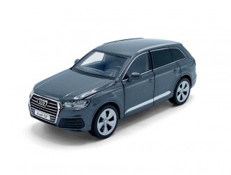 Macheta auto Audi Q7, 1:32, Grey, directie activa roti fata, suspensii, lumini si sunet